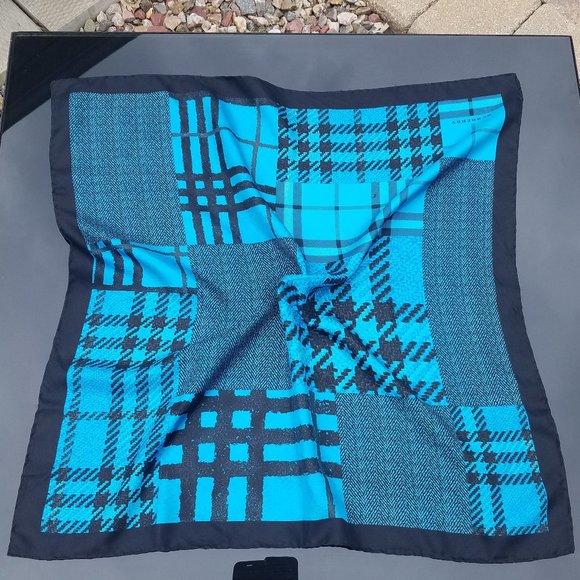 BURBERRY Plaid 100% Silk Square Scarf - Picture 1 of 6